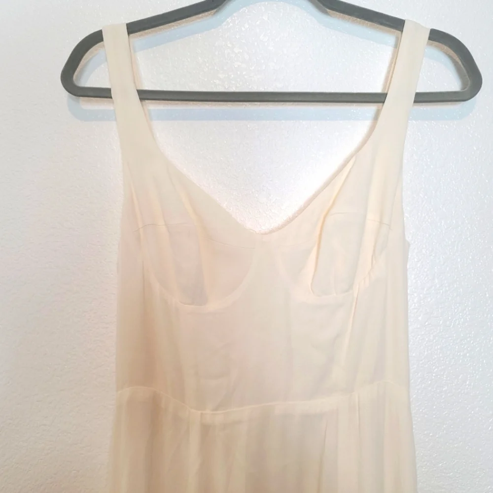 Reformation Lecce Maxi Crepe Sweetheart Neckline Gown Wedding Dress in I… - Picture 9 of 12